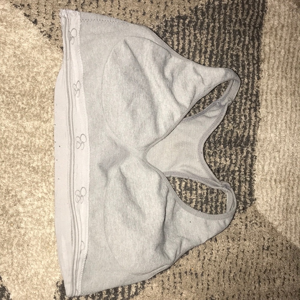 gray sports bra